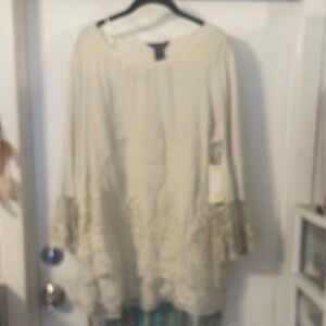 Ali Miles Cream Lace-Trim Long Sleeve Tunic